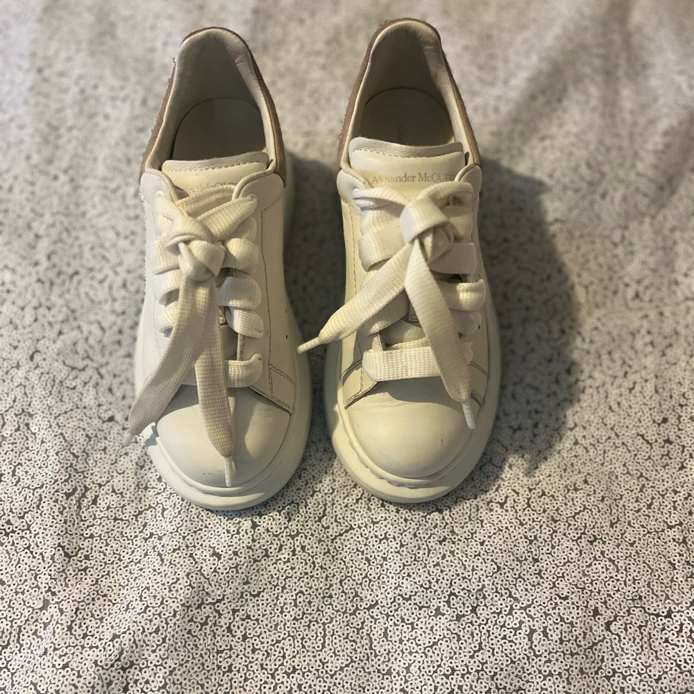 Alexander McQueen sneakers size 29 kids